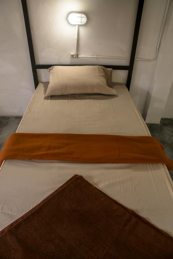 Black Wood Hostel Koh Tao Exterior photo